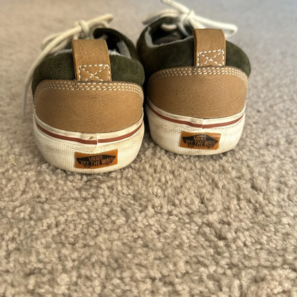 Olive green and tan suede vans scotch gaurd womens 9 lace up sneakers - Picture 4 of 9